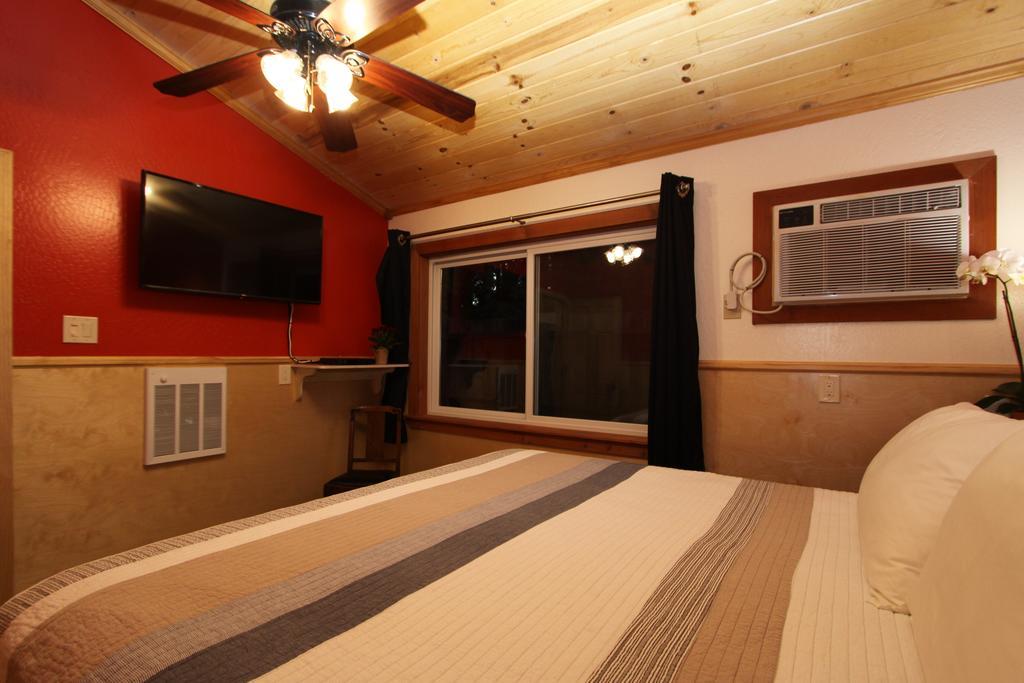 The Woods Hotel - Gay Lgbtq Cabins Ґернвілл Екстер'єр фото